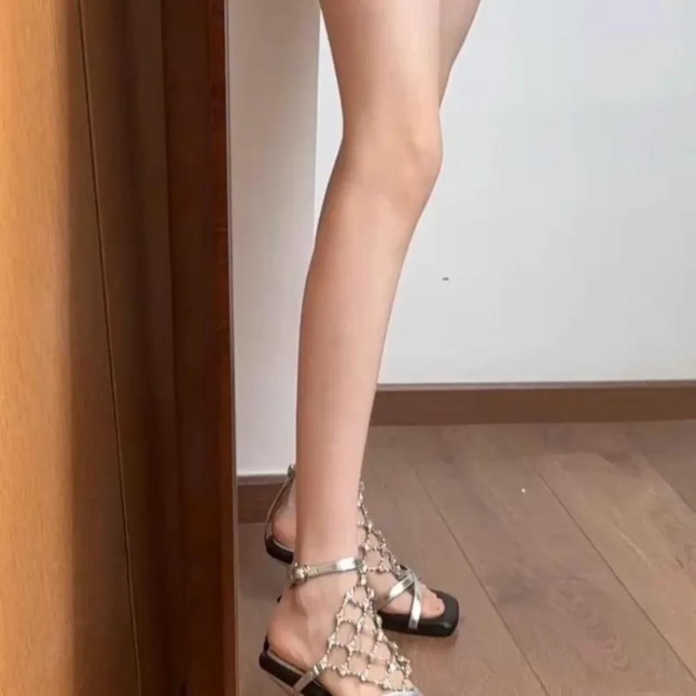 気品のあるハイヒール レディース 夏用 スクエアトゥ オープ - Mesh Strap Metal のレビューと価格